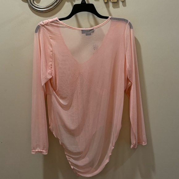 Plus ASHLEY STEWART Blush Pink Gathered Mesh Bodysuit 14/16 - Picture 3 of 8